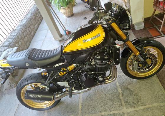 KAWASAKI Z900RS R EDITION 